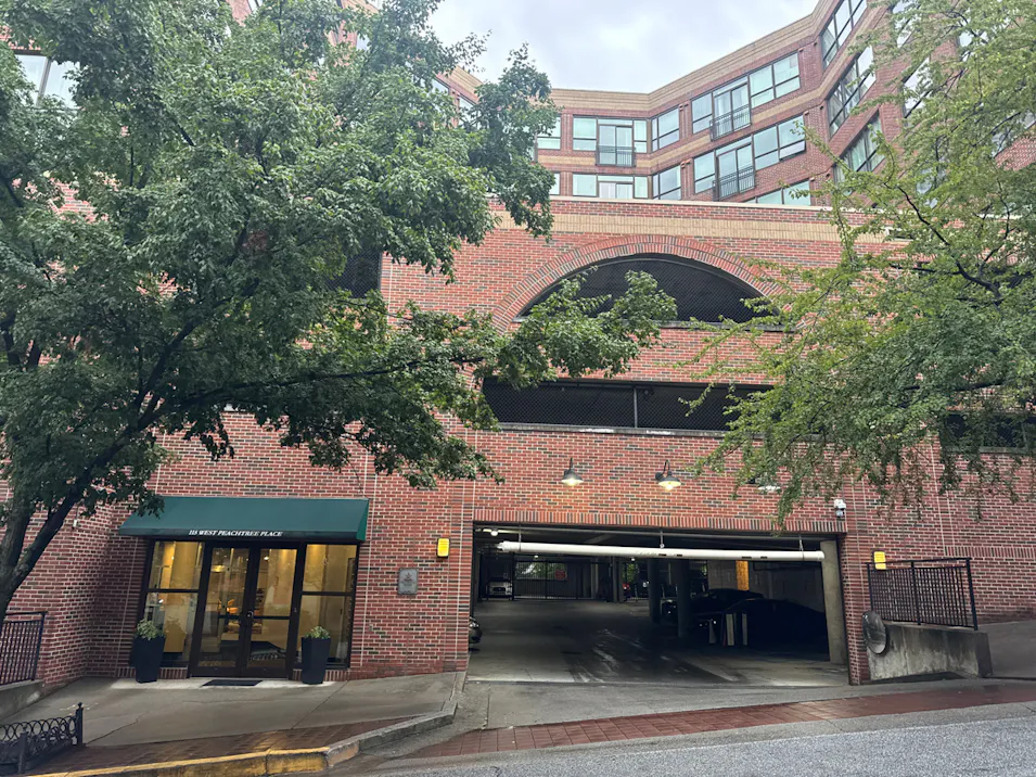 115 W Peachtree Place Northwest Atlanta, GA 30313, Fulton County