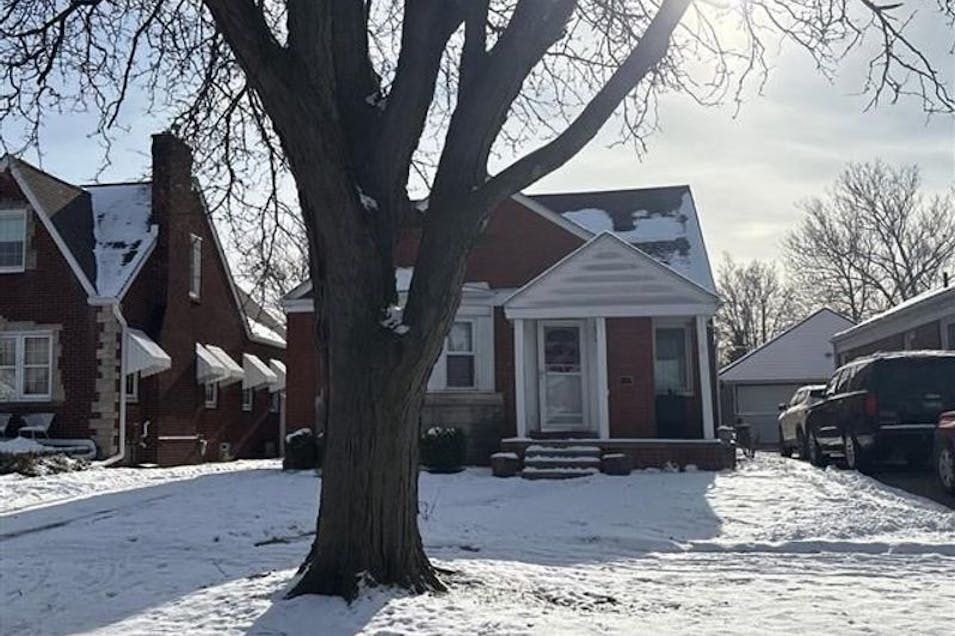 12899 Ward St Southgate, MI 48195-1056, Wayne County