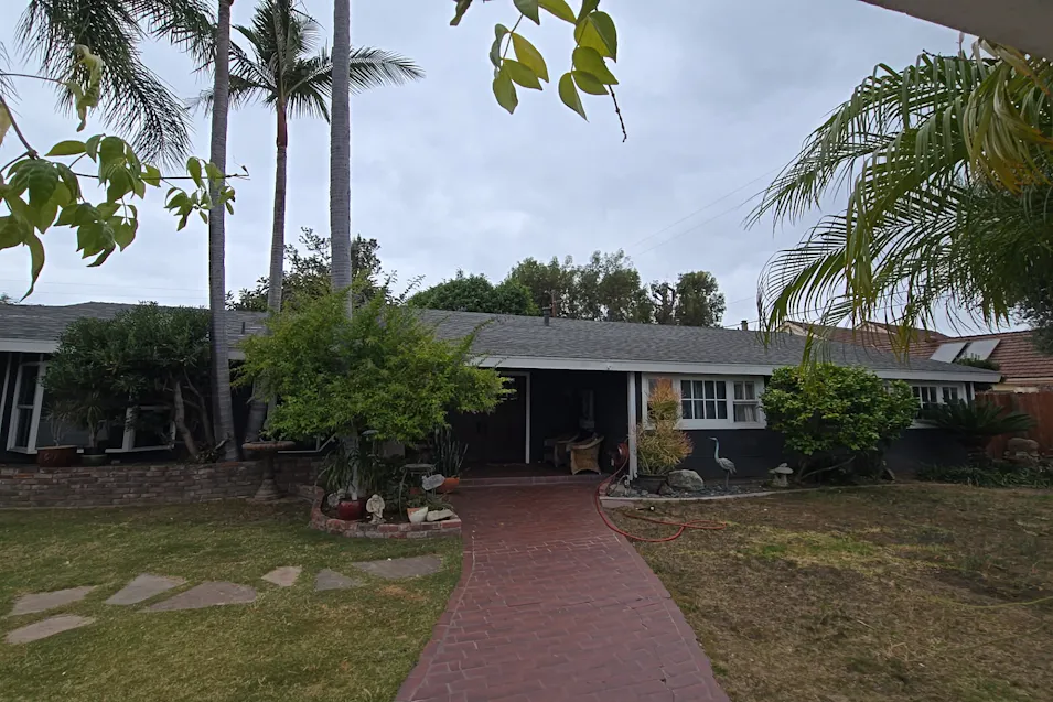 13571 Laurinda Way Santa Ana, CA 92705, Orange County