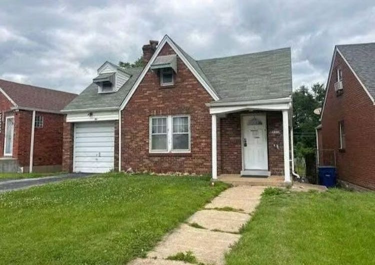 8721 Goodfellow Blvd Saint Louis, MO 63147, St. Louis (City) County