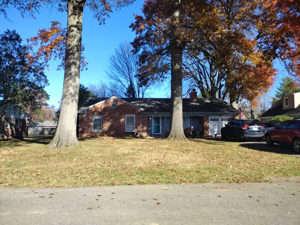 8609 Charing Cross Rd Louisville, KY 40222, Jefferson County