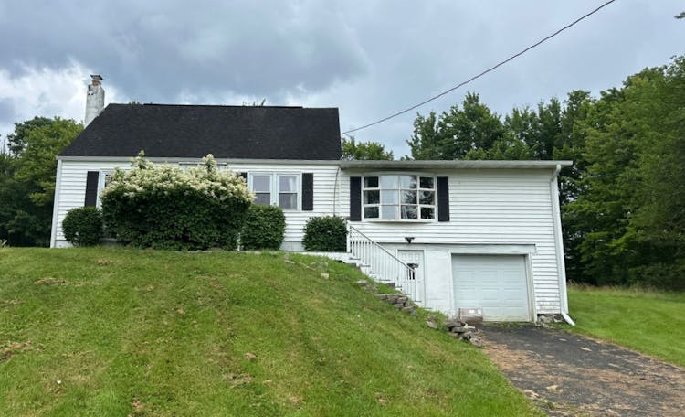 268 Bunn Hill Rd Vestal, NY 13850, Broome County