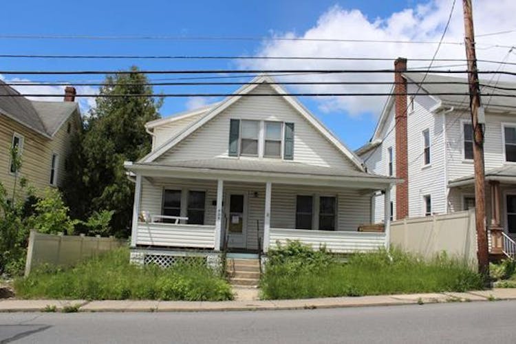 425 E Walnut St Lewistown, PA 17044, Mifflin County