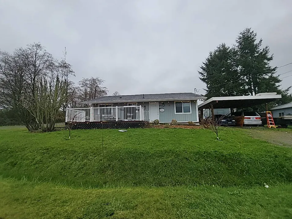 8404 Treevue Rd Blaine, WA 98230, Whatcom County