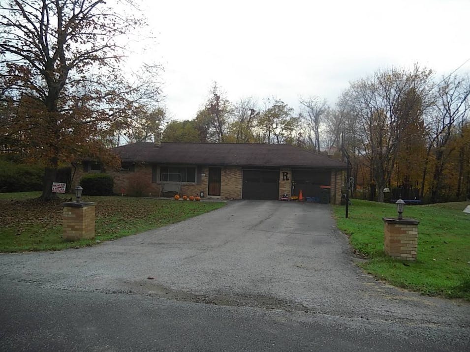 16777 Valley Drive East Liverpool, OH 43920, Columbiana County