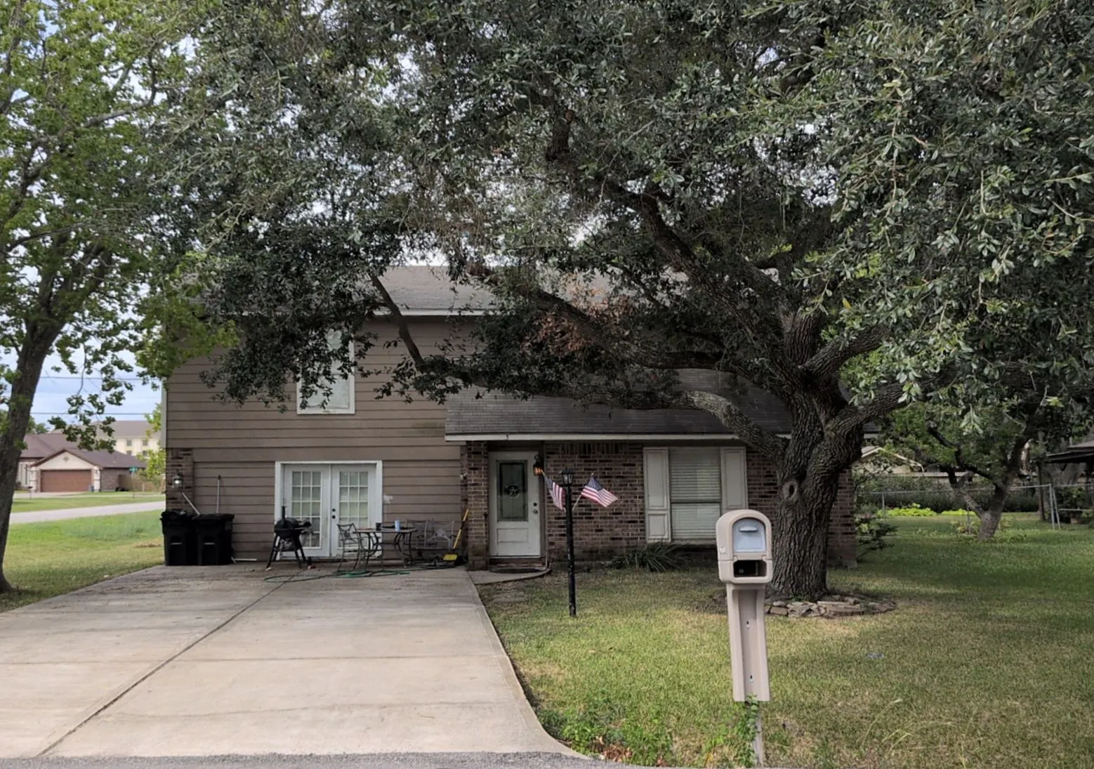 5th St, LA Porte, TX 77571