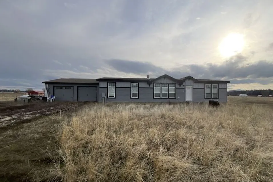 4909w Montgomery Rd Deer Park, WA 99006, Spokane County