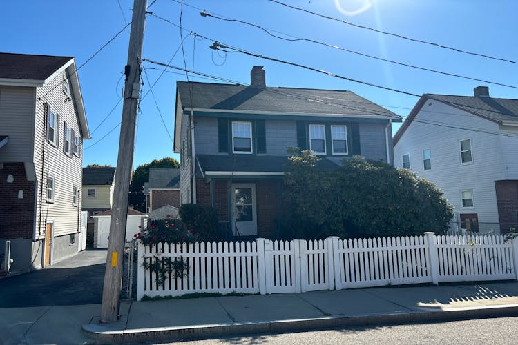 17 Mercer St Hyde Park, MA 02136, Suffolk County