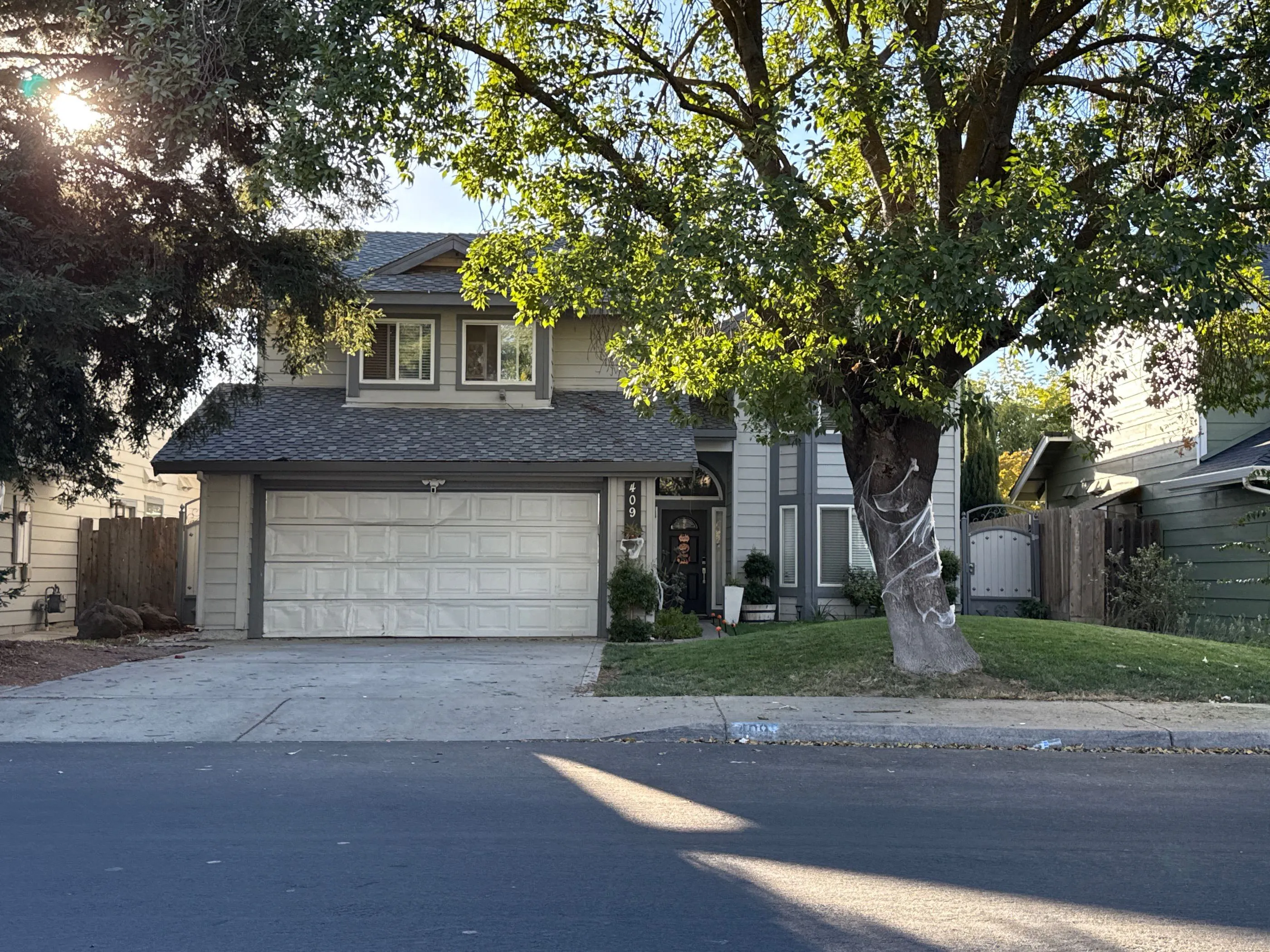 409 Phoenix Avenue, Modesto, CA 95354, Stanislaus County