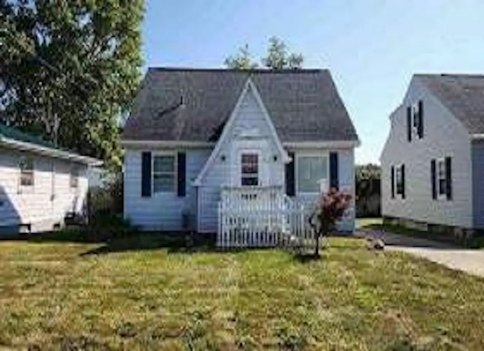 104 Ohio St Lodi, OH 44254, Medina County