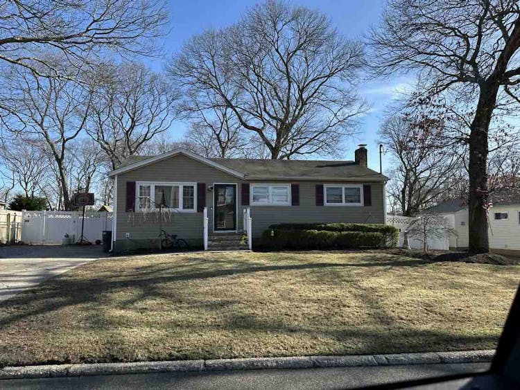 3 Squires Ave Port Jefferson Station, NY 11776, Suffolk County