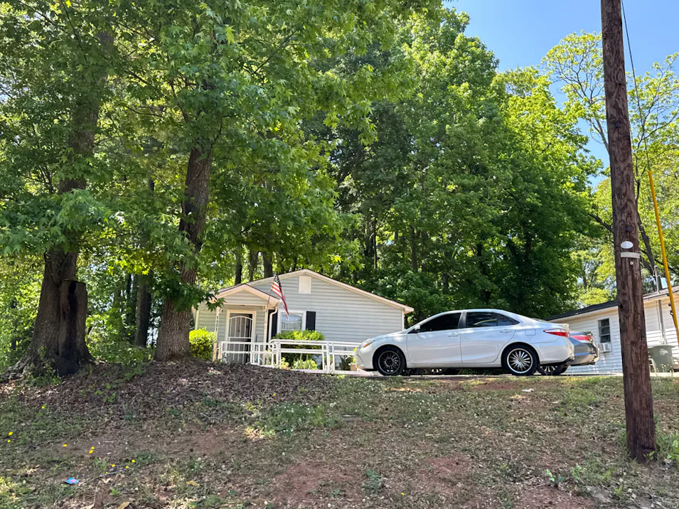 1131 W College Ext Griffin, GA 30224, Spalding County