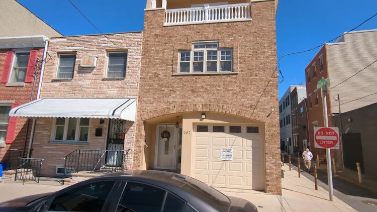 207 Moore Street Philadelphia, PA 19148, Philadelphia County