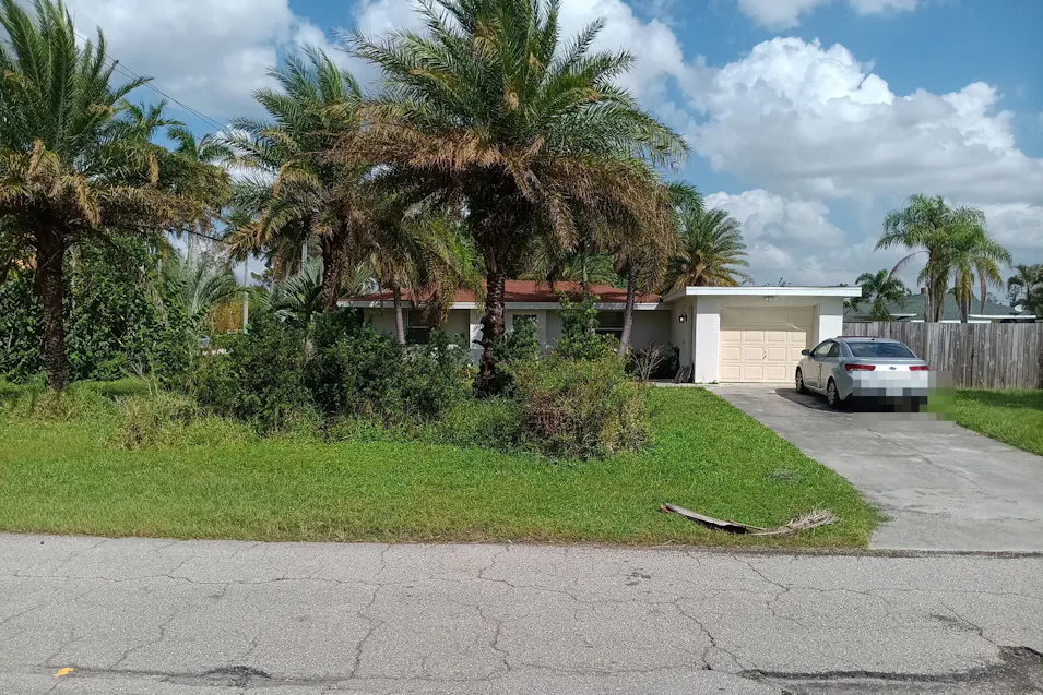 11901 McGregor Blvd Fort Myers, FL 33919, Lee County
