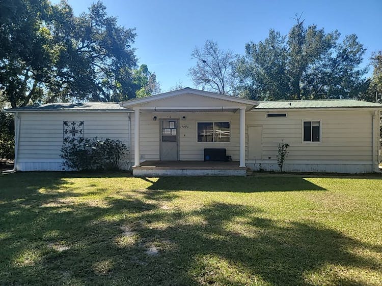 17490 Se24th Ln Rd Silver Springs, FL 34488, Marion County