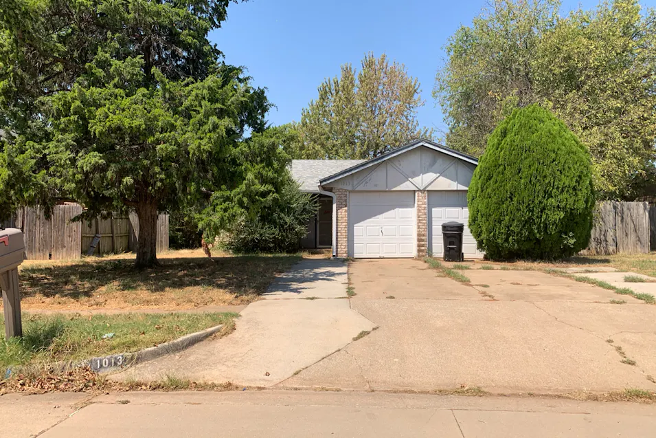 1013s Avery Dr Moore, OK 73160, Cleveland County