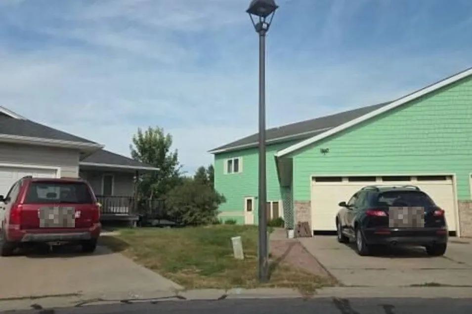4904 - 4906 S Kalen Place Sioux Falls, SD 57108, Lincoln County