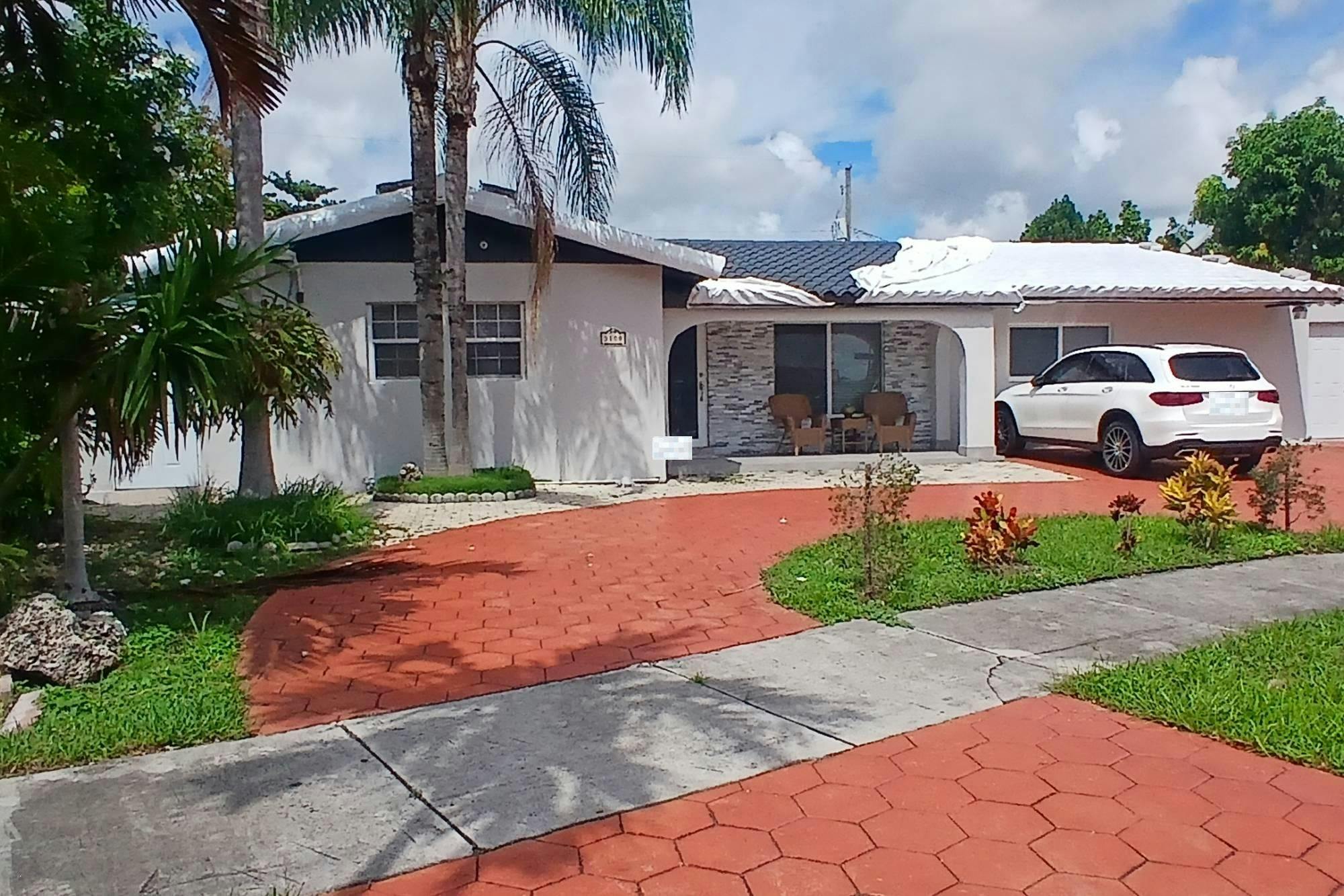 126th Ave, Miami, FL 33175