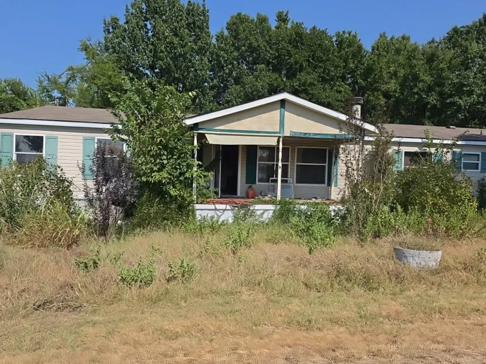 146 Colonna Dr Denison, TX 75021, Grayson County