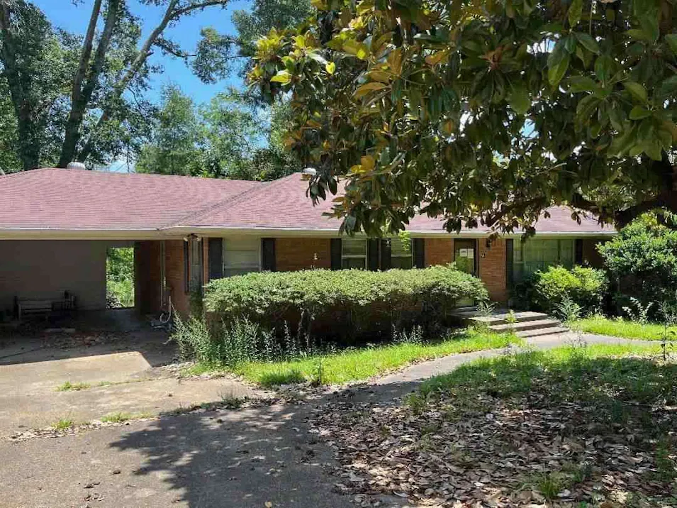 501 Whitehead Drive Winona, MS 38967, Montgomery County