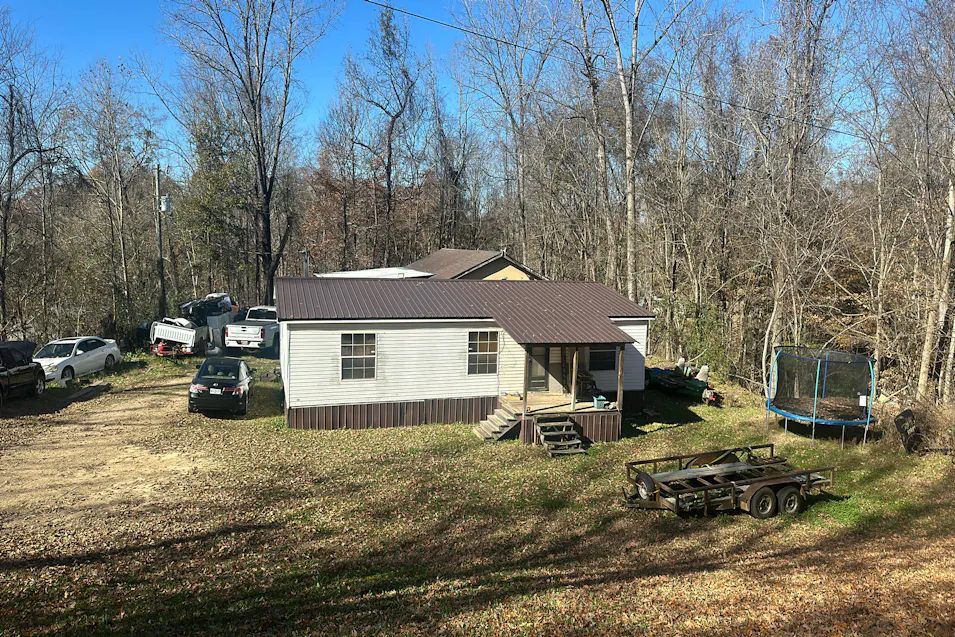 1385 Boy Scout Road Vicksburg, MS 39183, Warren County