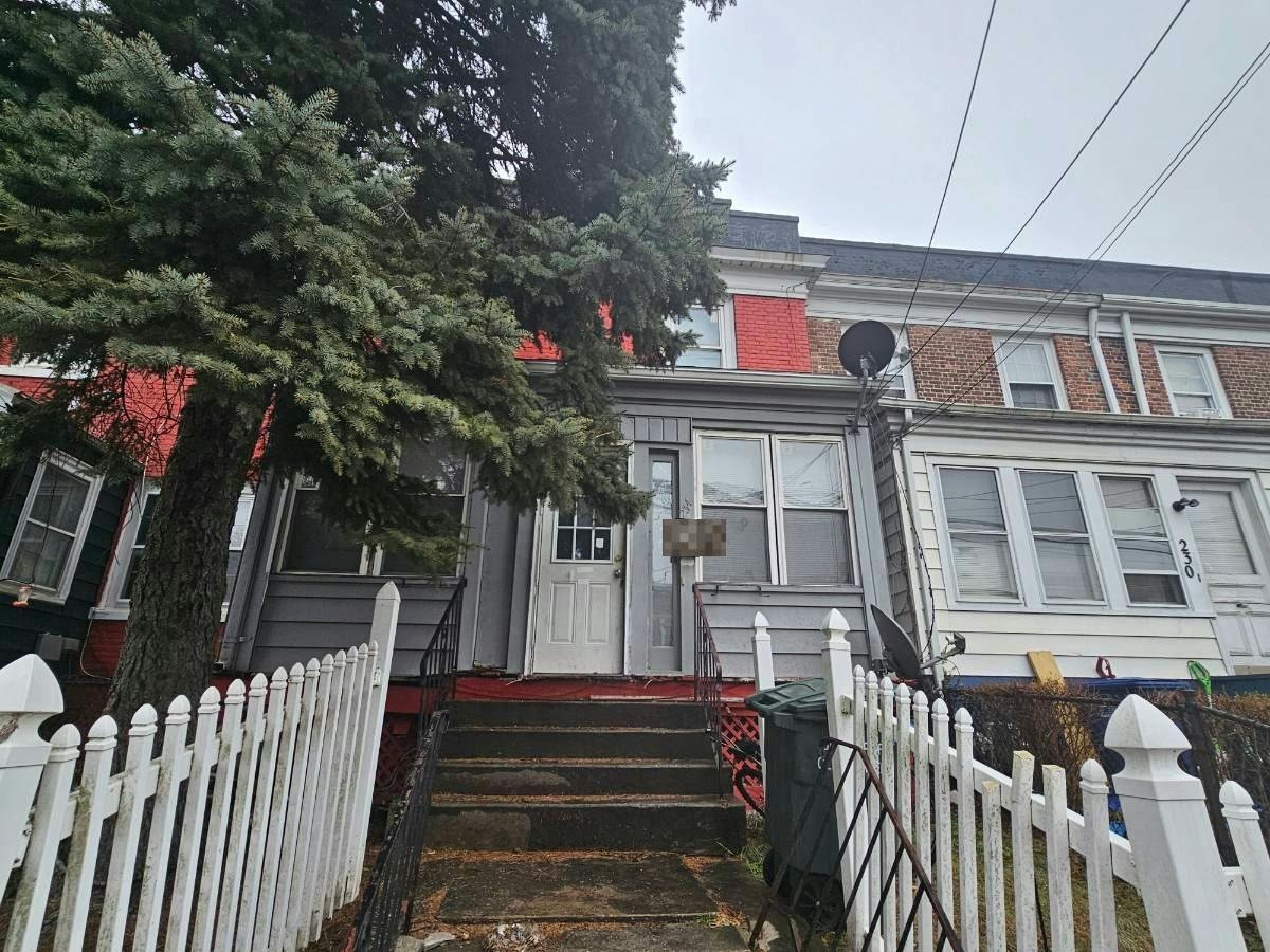 Dover St, Bridgeport, CT 06610