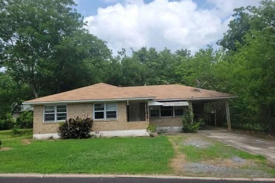 903 3rd St Hot Springs, AR 71913, Garland County