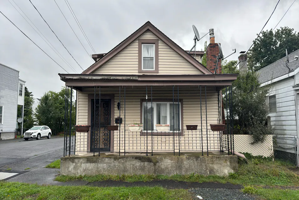 1822 Eighth Avenue Watervliet, NY 12189, Albany County