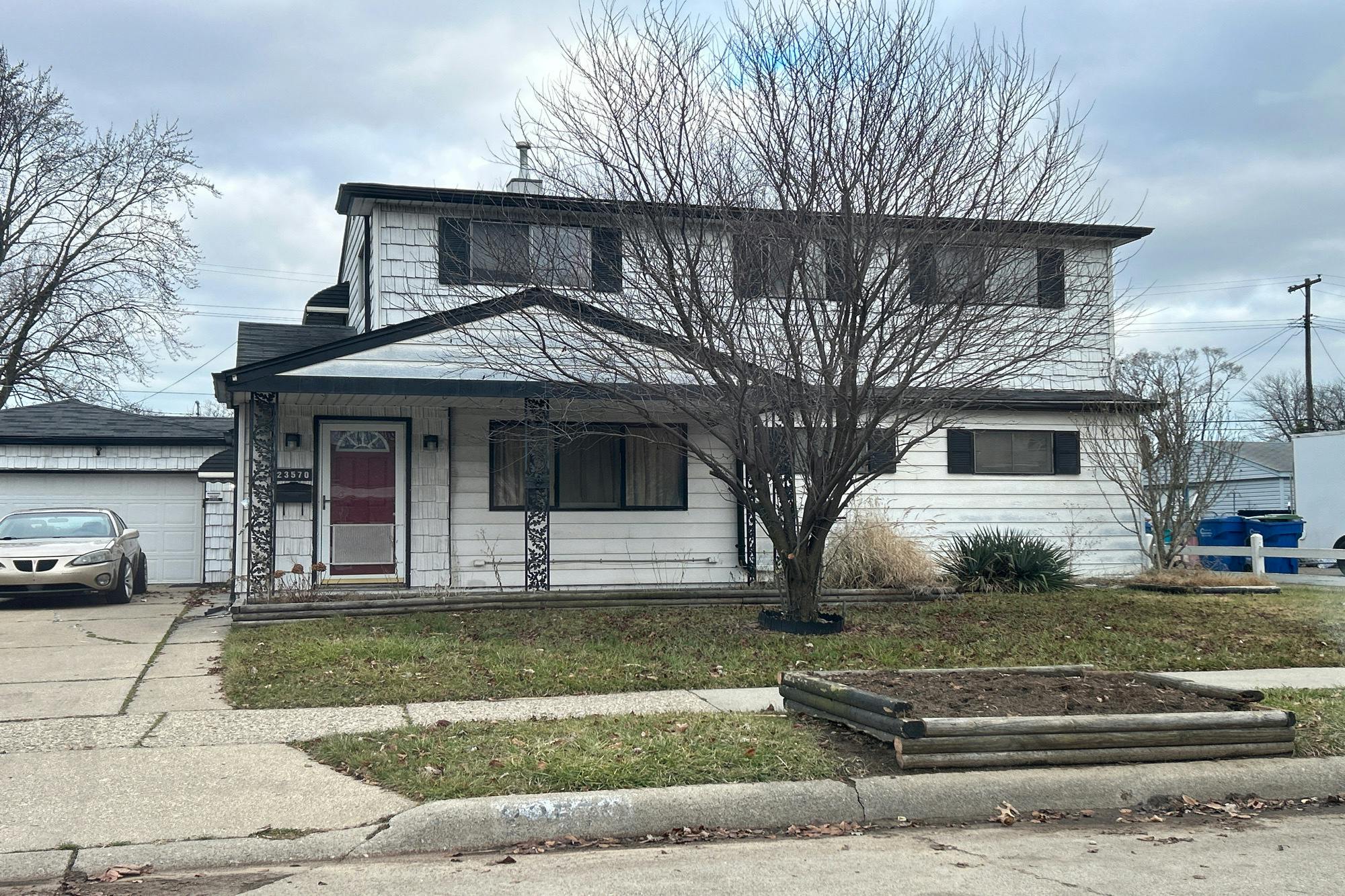 Grabar Sq, Warren, MI 48089
