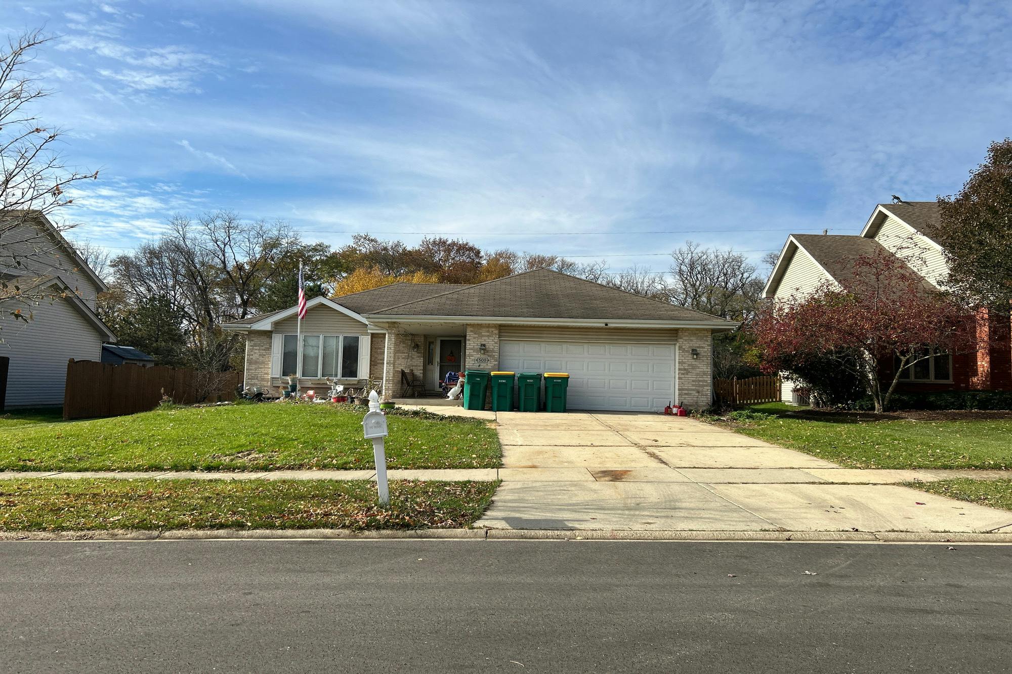 Pueblo Dr, New Lenox, IL 60451