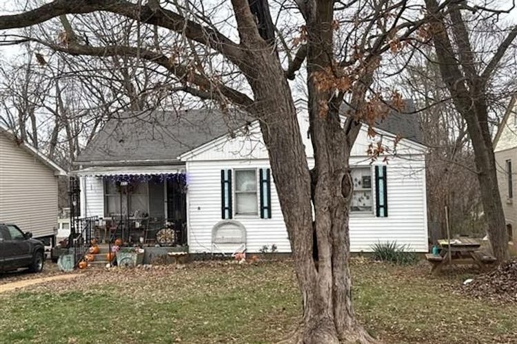 412 Lincoln Dr Fredericktown, MO 63645, Madison County