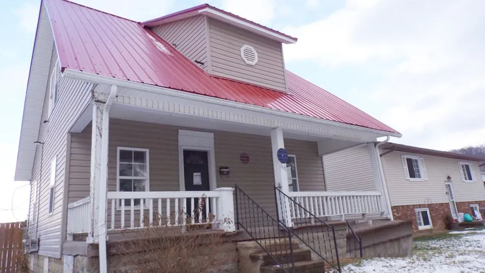 882 East Main Street Logan, OH 43138, Hocking County