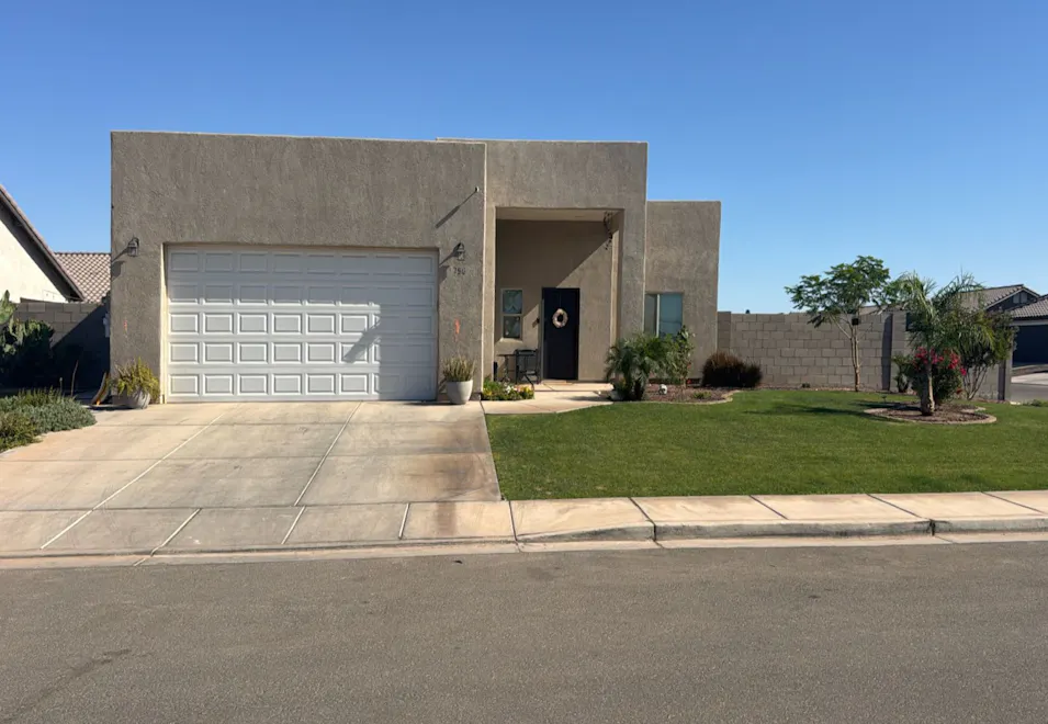 756 E 14th St Somerton, AZ 85350, Yuma County