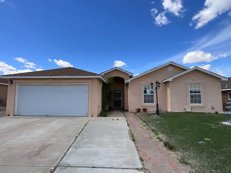 5 Acts Pl Los Lunas, NM 87031, Valencia County
