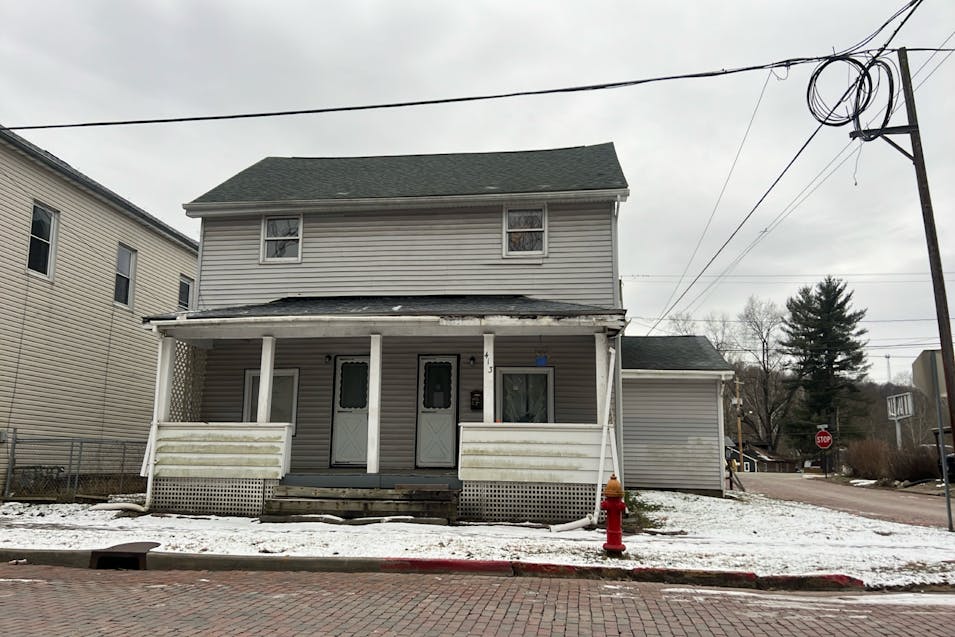 413 Chestnut St Nelsonville, OH 45764, Athens County