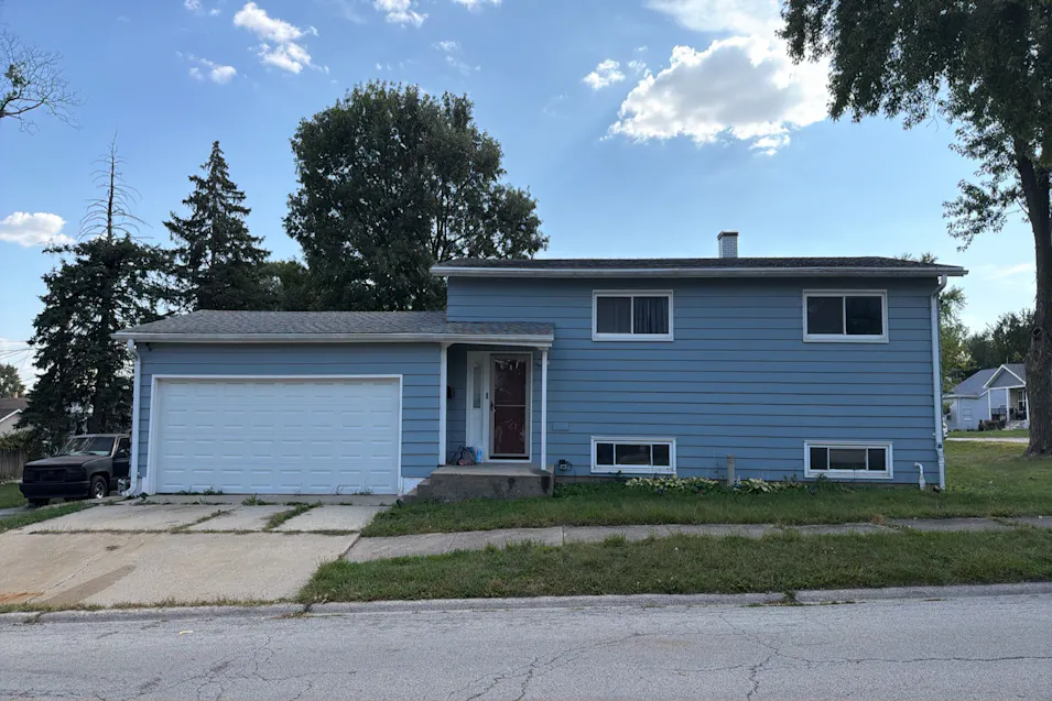 1924 Cora St Crest Hill, IL 60403, Will County
