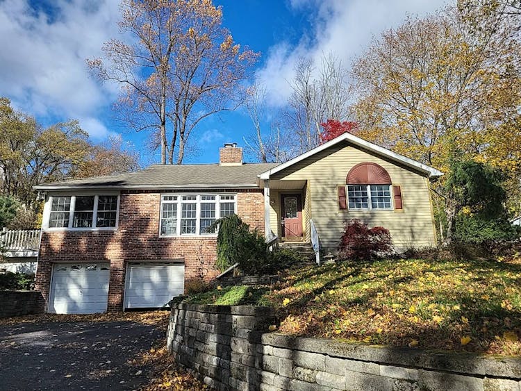 4 Baker Rd Sussex, NJ 07461, Sussex County