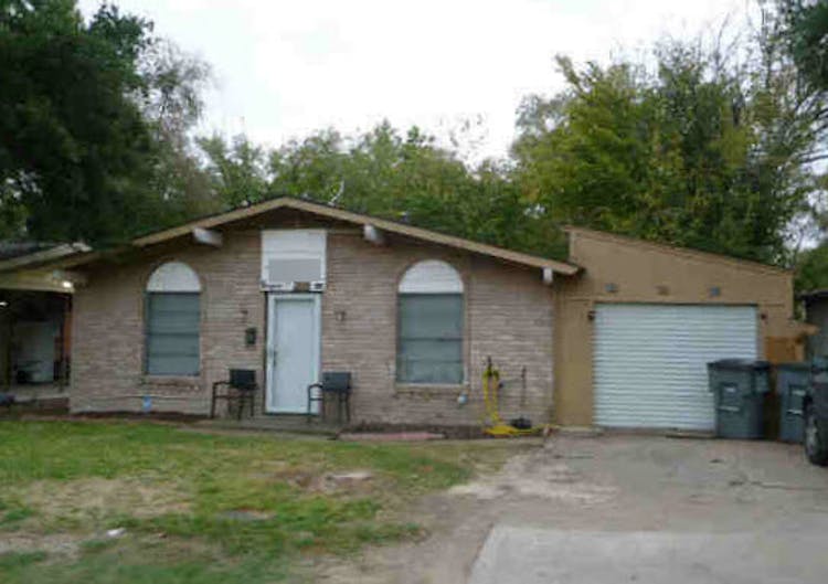 210e Hammond St Lancaster, TX 75146, Dallas County