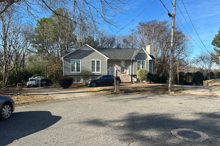 835 Pagewood Dr Birmingham, AL 35215, Jefferson County