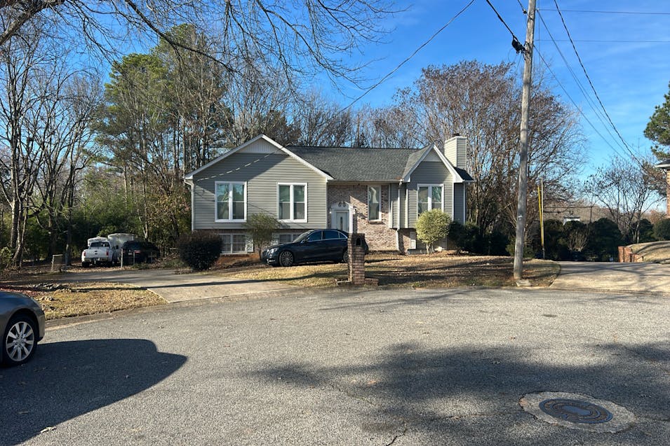 835 Pagewood Dr Birmingham, AL 35215, Jefferson County