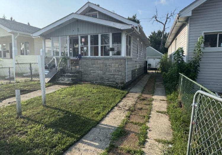 422 165th Street Hammond, IN 46324, Lake County