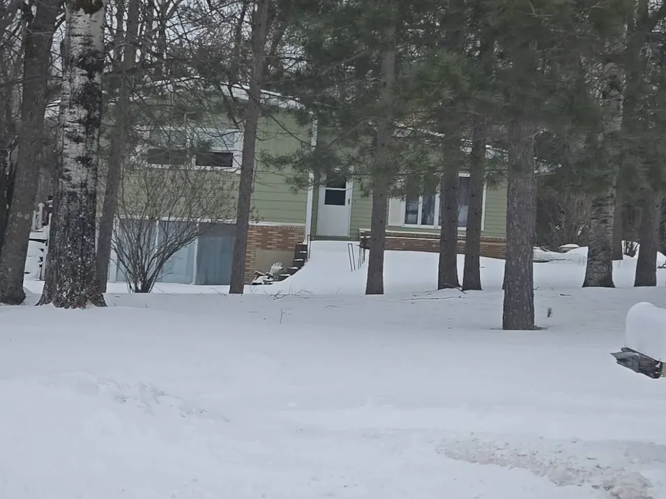 3102 Crescent Dr International Falls, MN 56649, Koochiching County