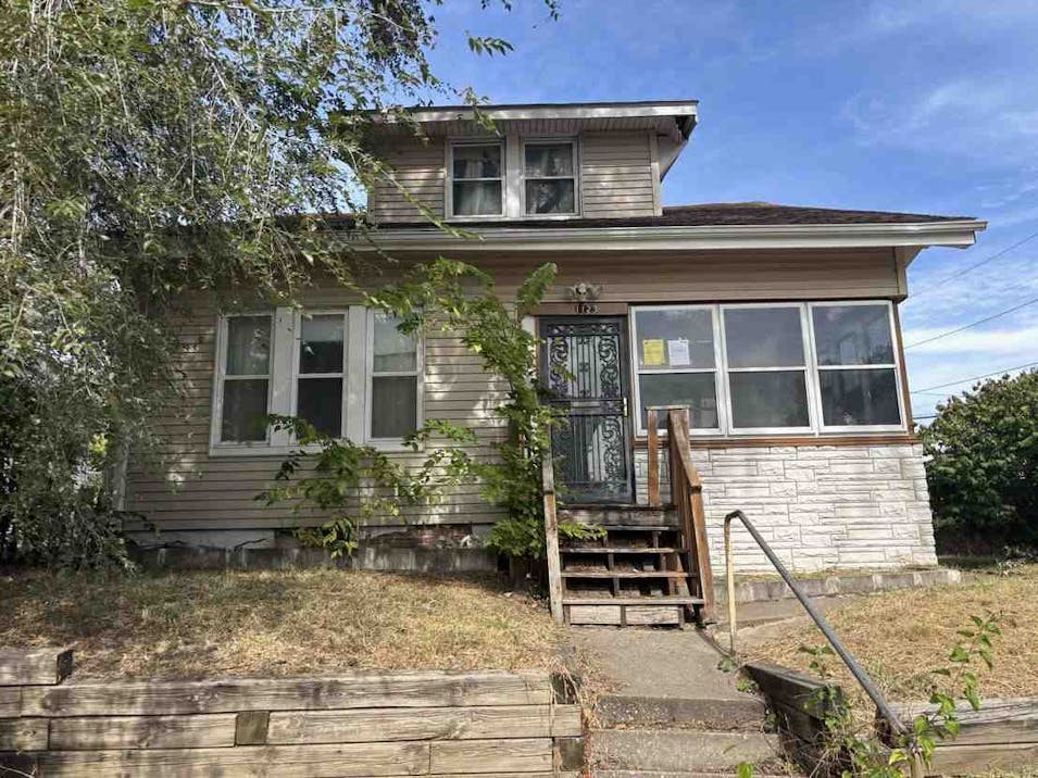 1123 19th Ave Rock Island, IL 61201, Rock Island County