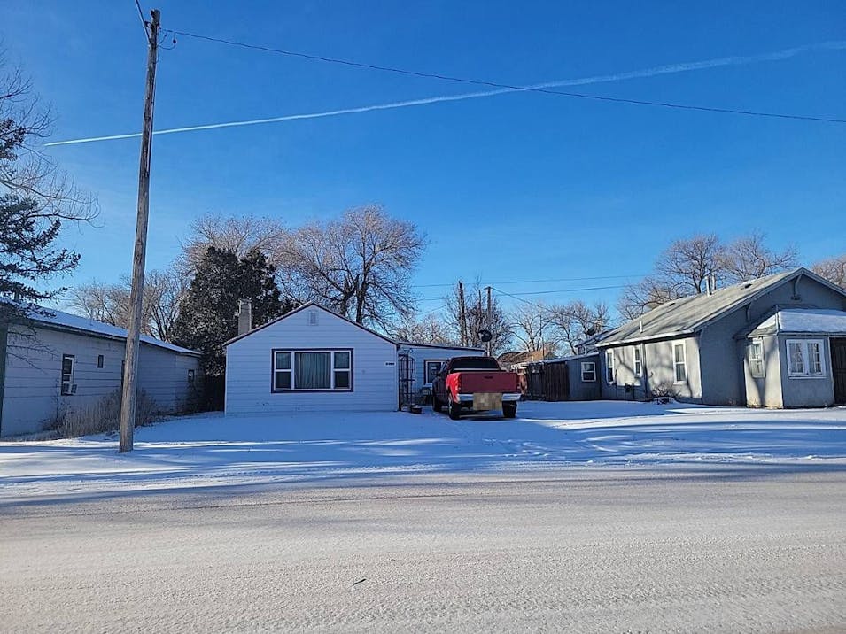 809 Pine St Upton, WY 82730, Weston County