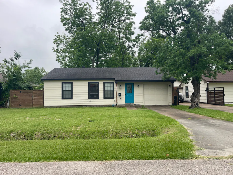 718 Jerry St Houston, TX 77022, Harris County
