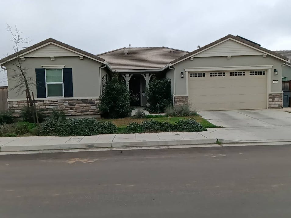 7229 East Normal Avenue Fresno, CA 93737, Fresno County