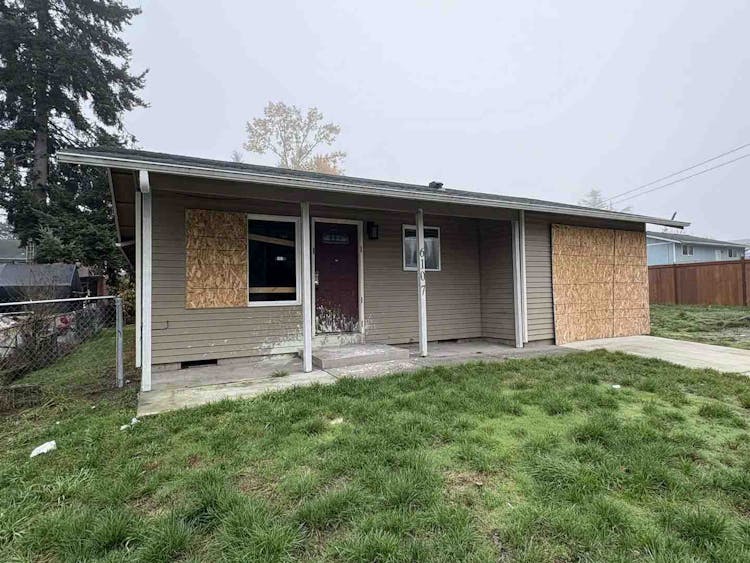 6107 E M St Tacoma, WA 98404, Pierce County