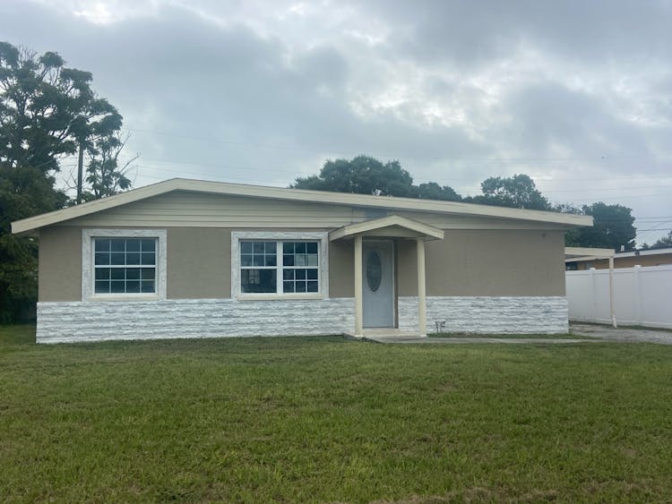 5143 Jasmine Circle N Saint Petersburg, FL 33714, Pinellas County