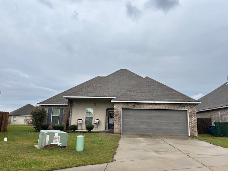 105 Meadow Crest Way Youngsville, LA 70592, Lafayette County