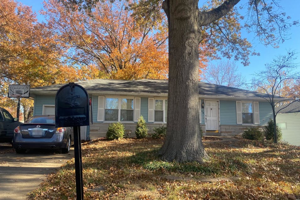 98 Buckley Meadows Dr Saint Louis, MO 63125, St. Louis County